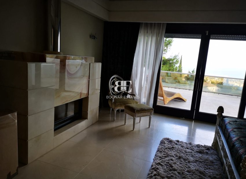 Herverkoop - Villa -
Marbella - Sierra Blanca