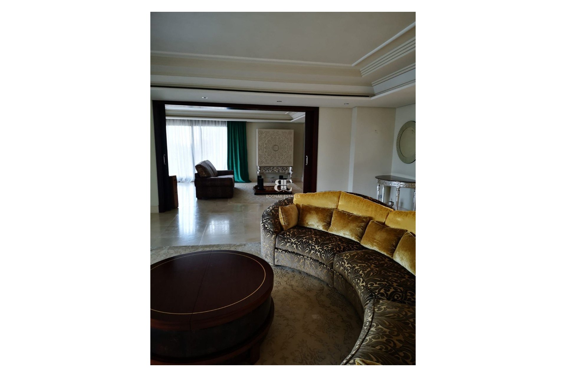 Herverkoop - Villa -
Marbella - Sierra Blanca