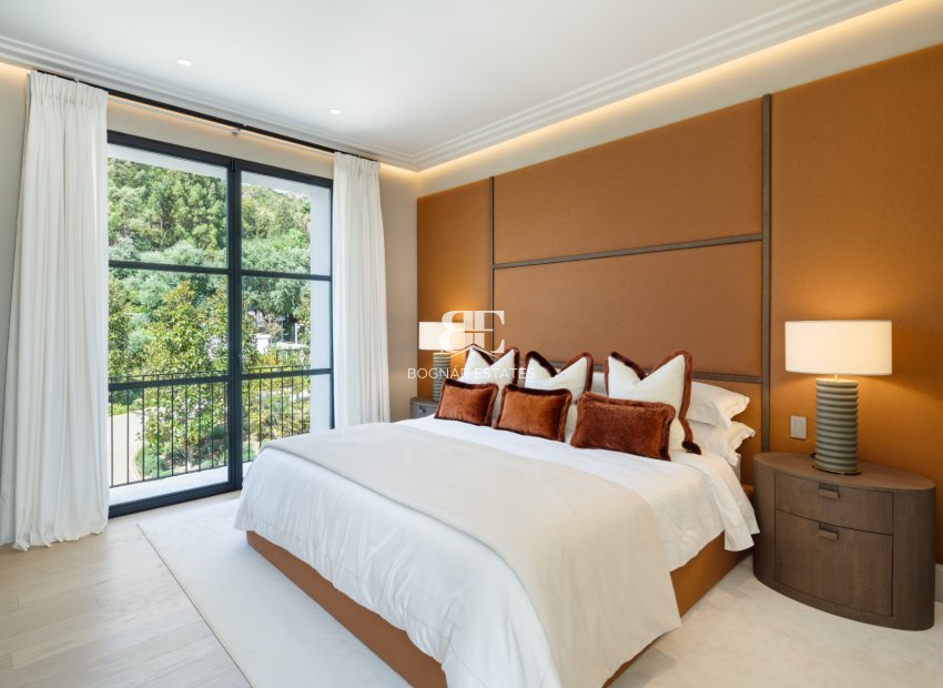 Herverkoop - Villa -
Marbella - Sierra Blanca