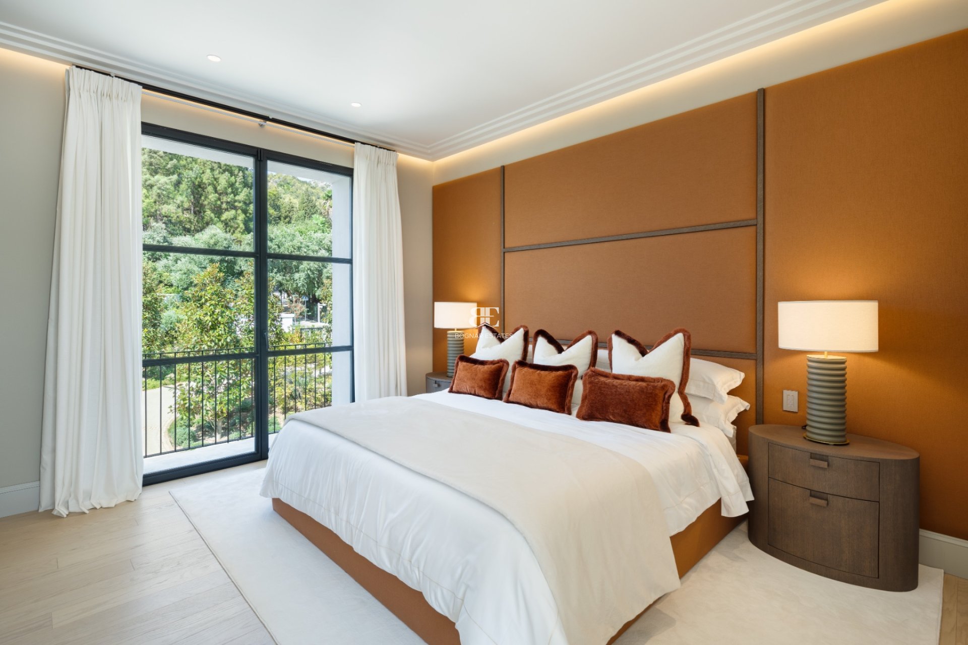 Herverkoop - Villa -
Marbella - Sierra Blanca
