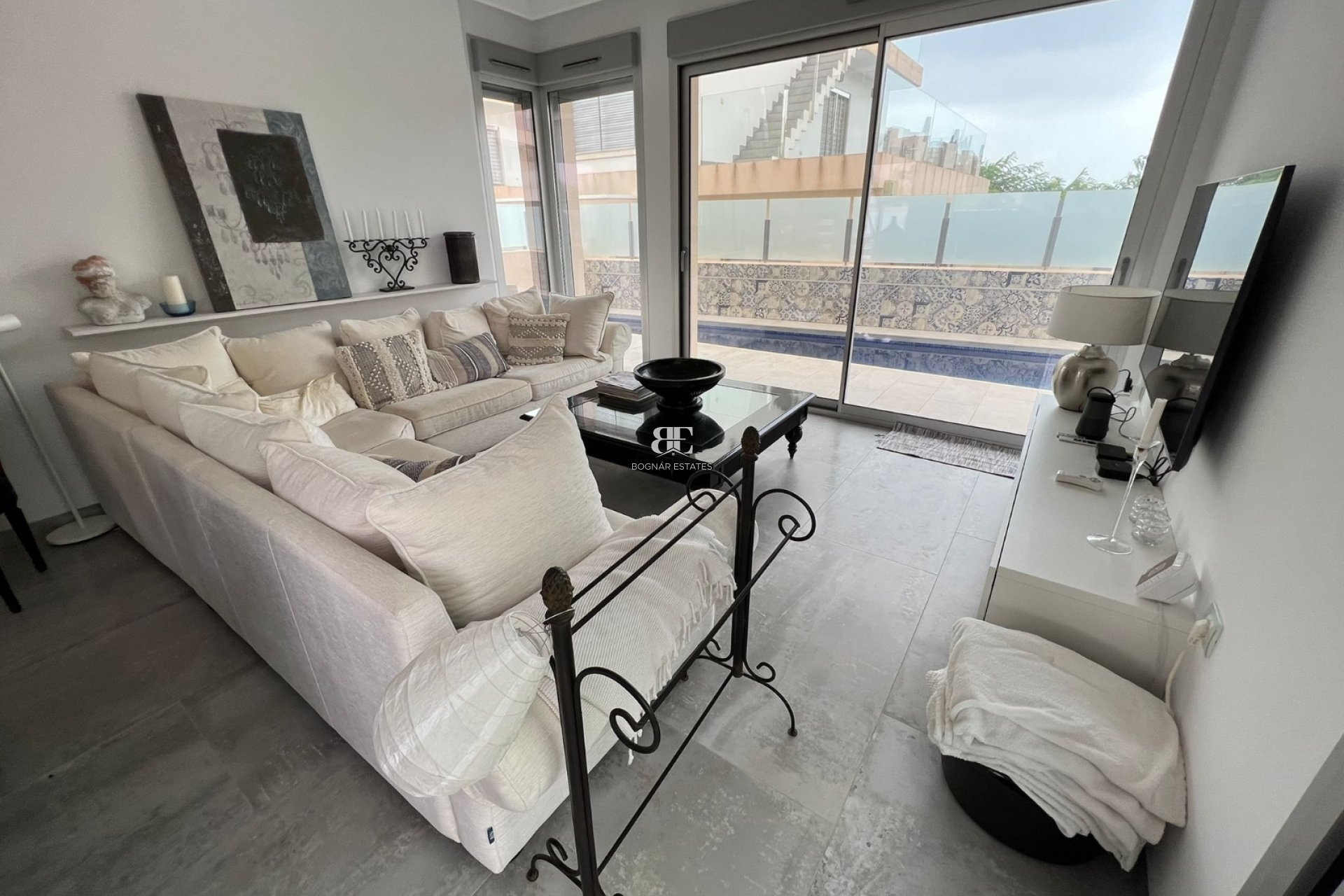 Herverkoop - Villa -
Mil Palmeras - Costa Blanca