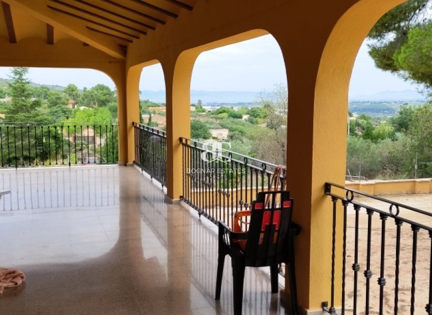 Herverkoop - Villa -
Ontinyent