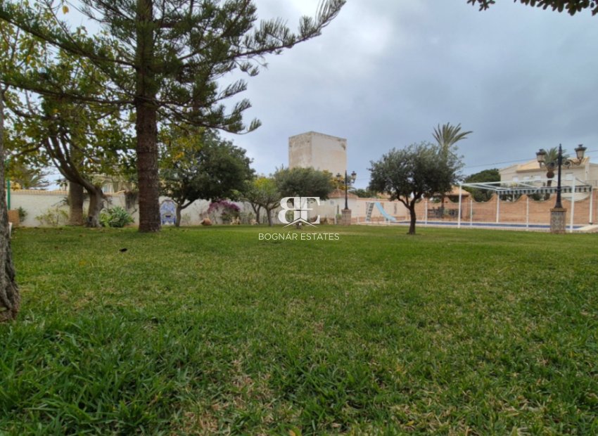 Herverkoop - Villa -
Orihuela - Costa Blanca Sur