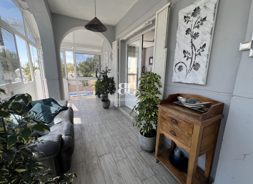 Herverkoop - Villa -
Orihuela - Costa Blanca