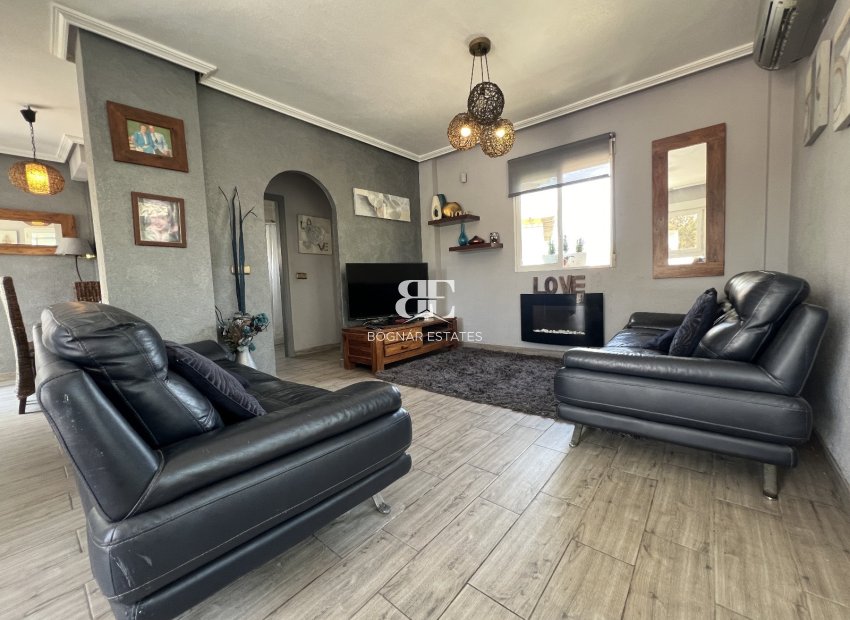 Herverkoop - Villa -
Orihuela - Costa Blanca