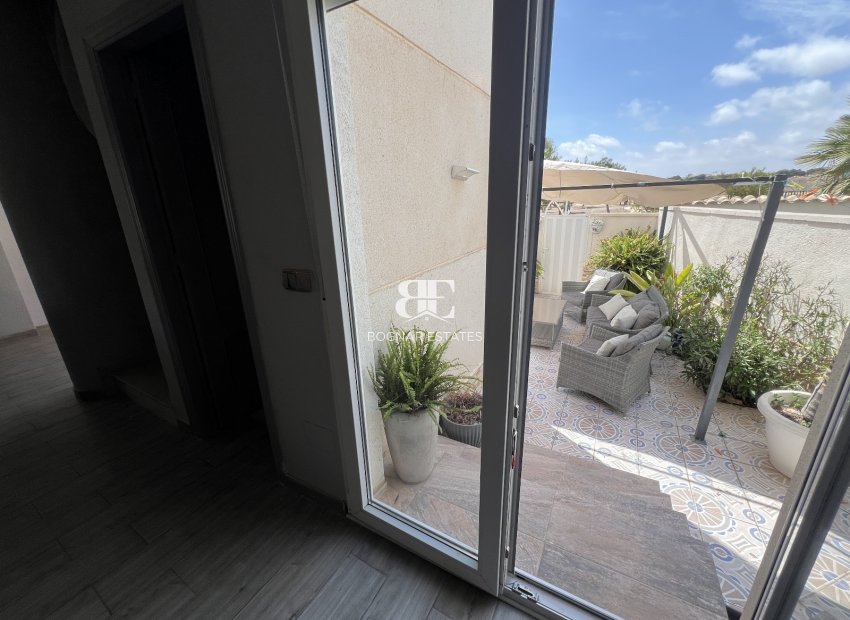 Herverkoop - Villa -
Orihuela - Costa Blanca