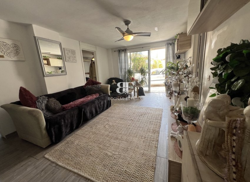 Herverkoop - Villa -
Orihuela - Costa Blanca