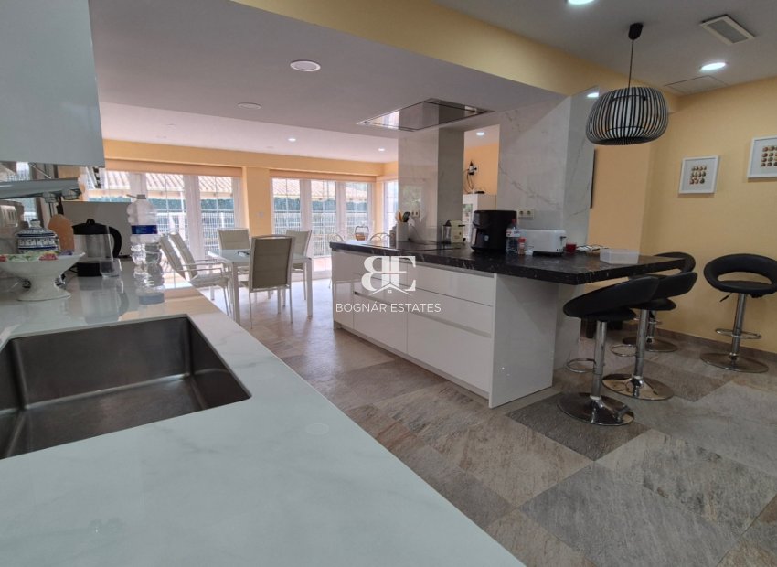 Herverkoop - Villa -
Orihuela - Costa Blanca