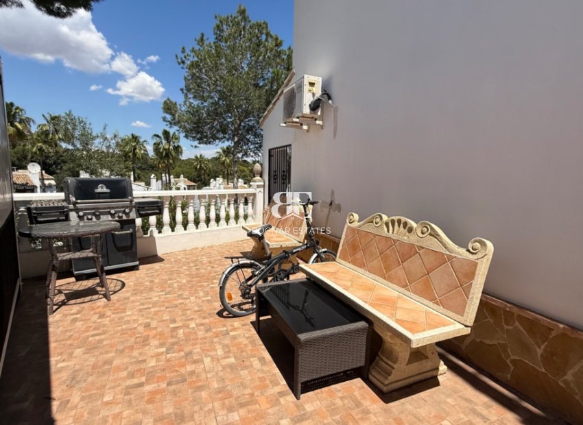 Herverkoop - Villa -
Orihuela - Costa Blanca