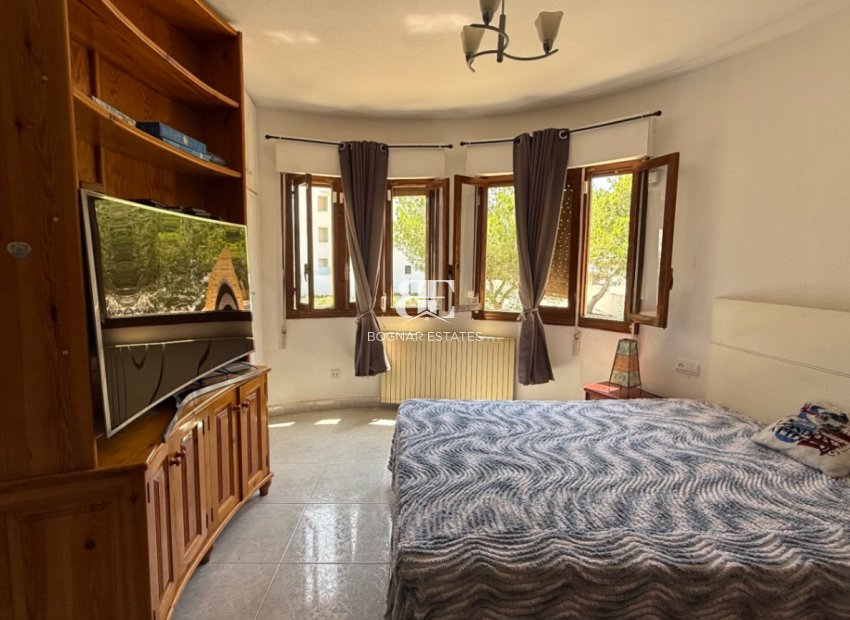 Herverkoop - Villa -
Orihuela - Costa Blanca