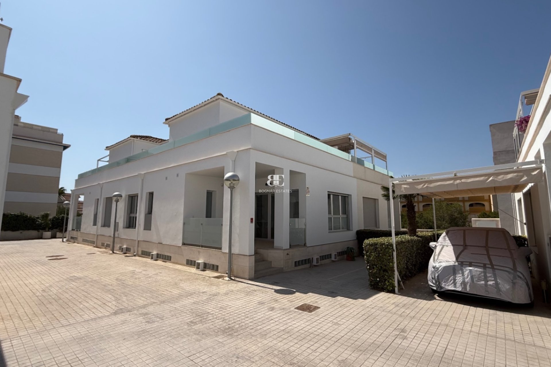 Herverkoop - Villa -
Orihuela - Costa Blanca