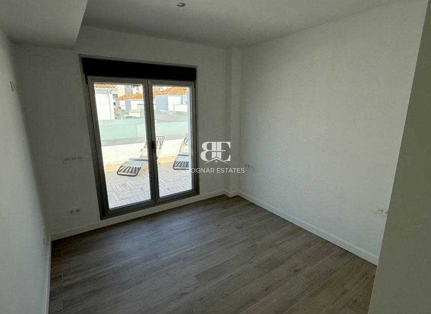 Herverkoop - Villa -
Orihuela - Costa Blanca