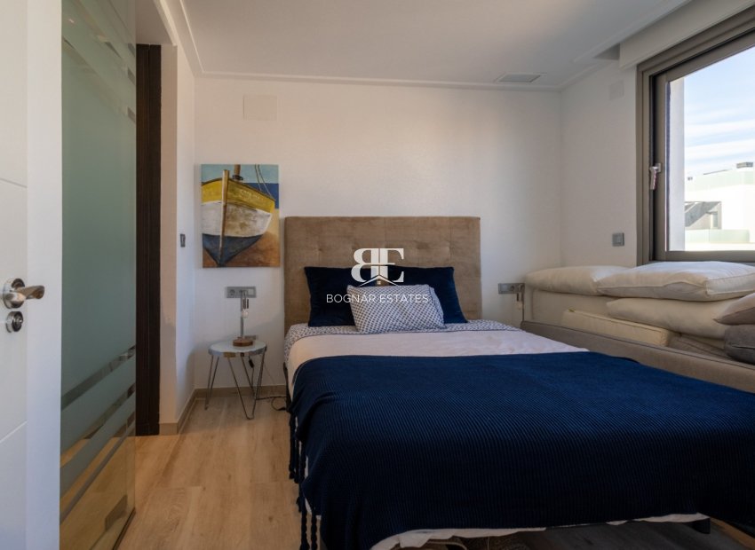 Herverkoop - Villa -
Orihuela - Costa Blanca