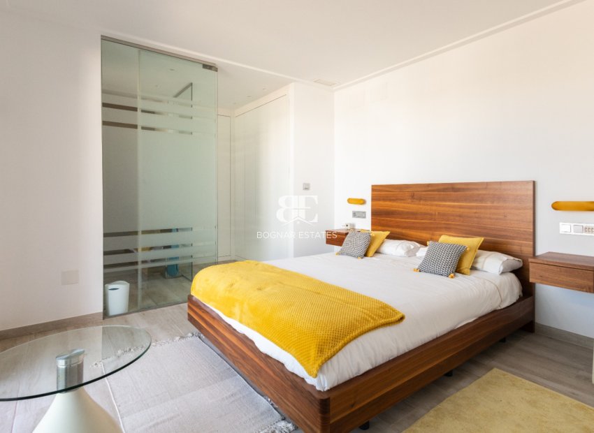 Herverkoop - Villa -
Orihuela - Costa Blanca