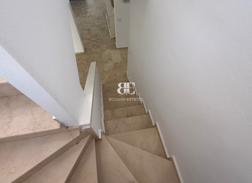 Herverkoop - Villa -
Orihuela - Costa Blanca