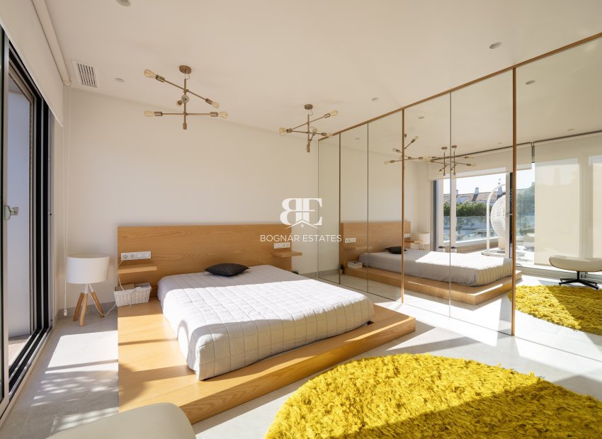 Herverkoop - Villa -
Orihuela Costa - Cabo Roig