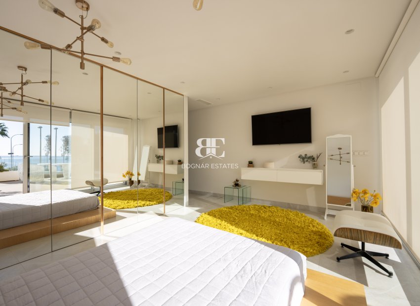 Herverkoop - Villa -
Orihuela Costa - Cabo Roig