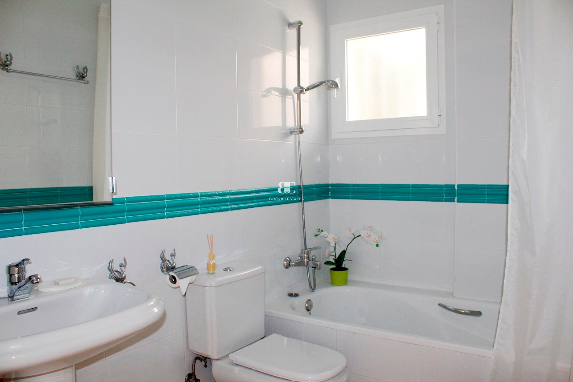 Herverkoop - Villa -
Orihuela Costa - Campoamor Golf