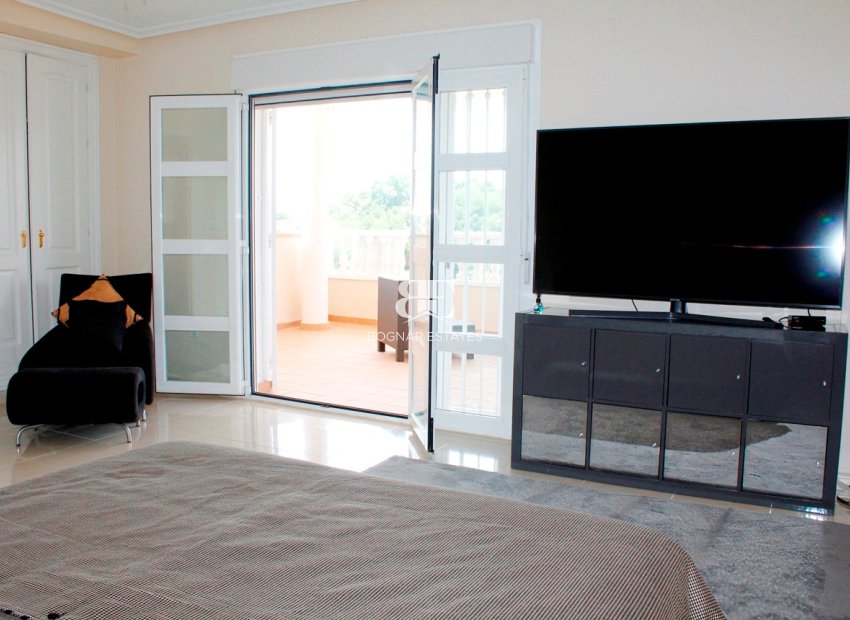 Herverkoop - Villa -
Orihuela Costa - Campoamor Golf