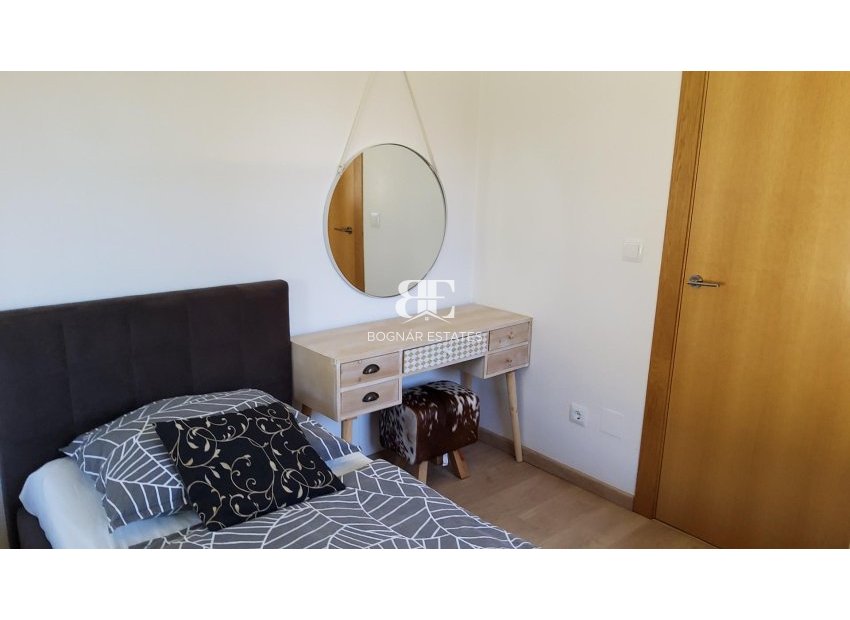 Herverkoop - Villa -
Orihuela Costa - Campoamor
