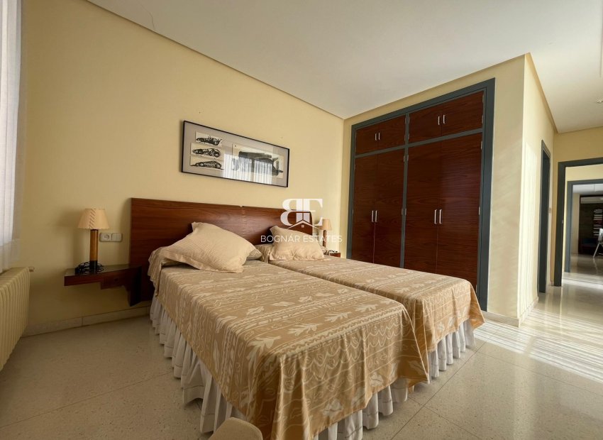 Herverkoop - Villa -
Orihuela Costa - Dehesa de campoamor