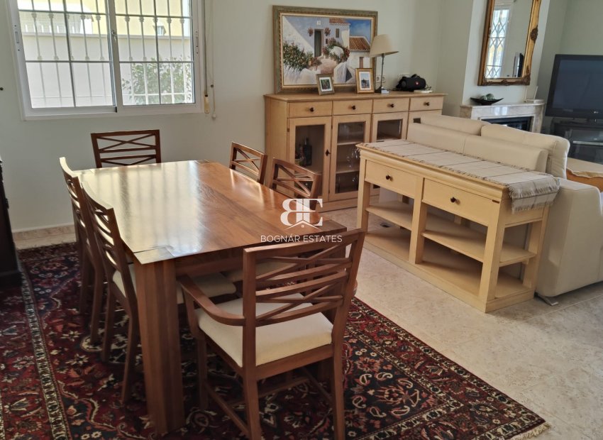 Herverkoop - Villa -
Orihuela Costa - La Zenia