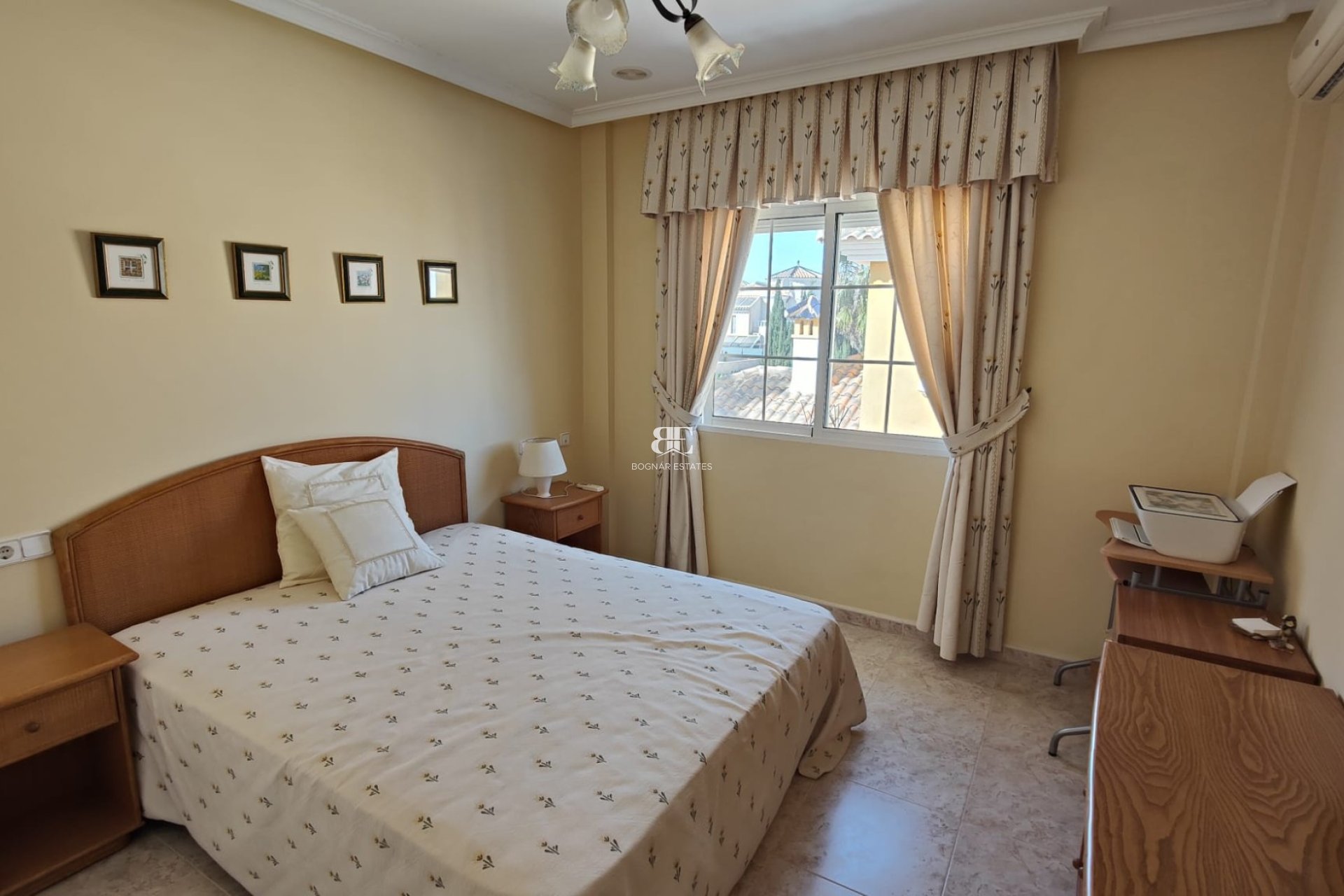 Herverkoop - Villa -
Orihuela Costa - La Zenia