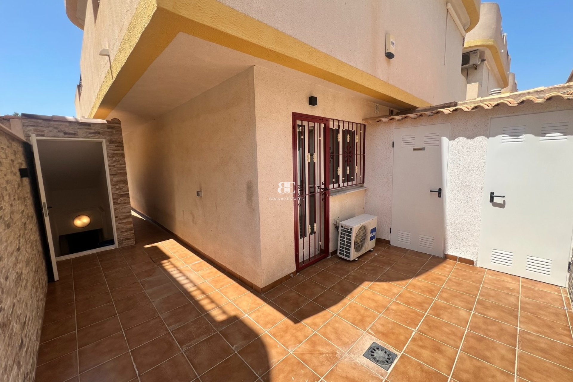 Herverkoop - Villa -
Orihuela Costa - La Zenia