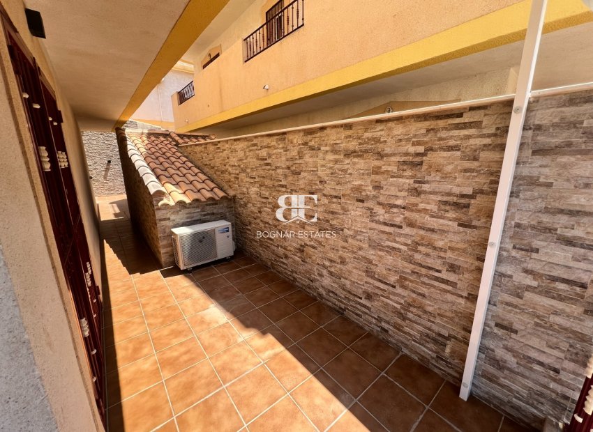 Herverkoop - Villa -
Orihuela Costa - La Zenia