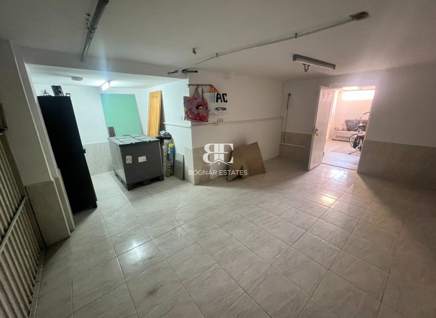 Herverkoop - Villa -
Orihuela Costa - La Zenia