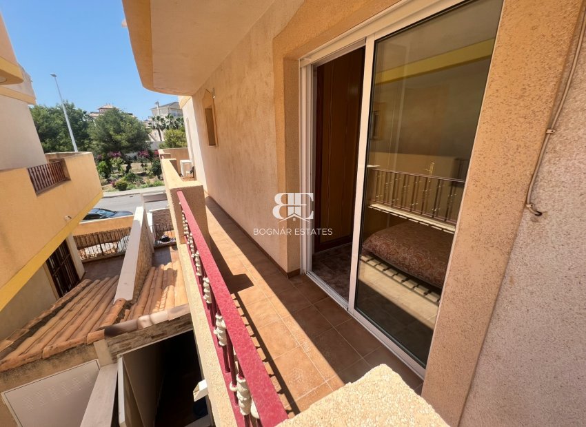 Herverkoop - Villa -
Orihuela Costa - La Zenia