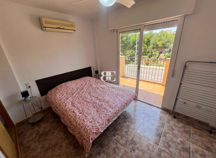 Herverkoop - Villa -
Orihuela Costa - La Zenia