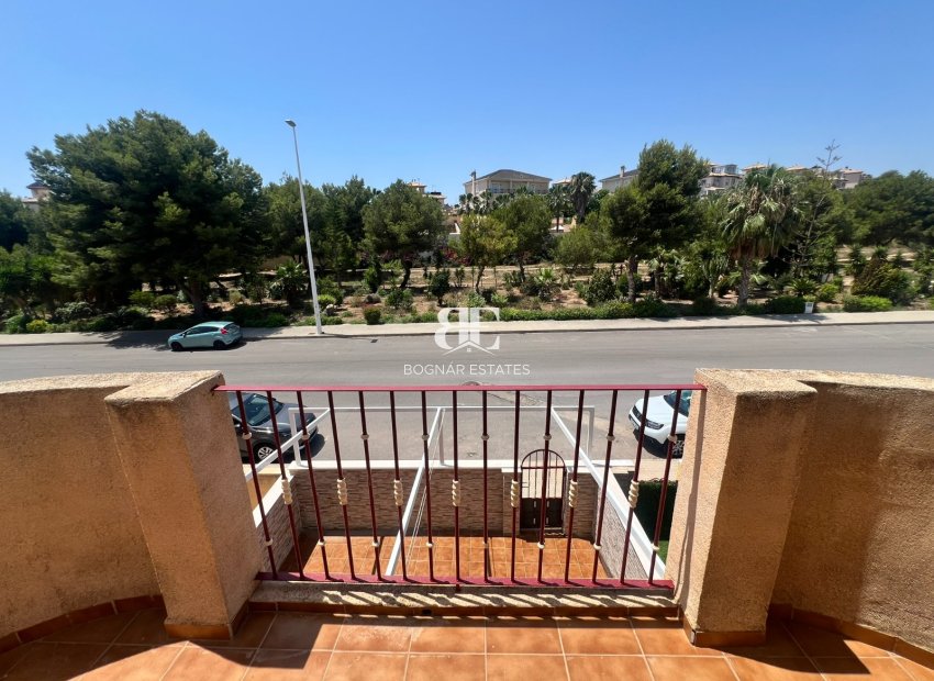 Herverkoop - Villa -
Orihuela Costa - La Zenia