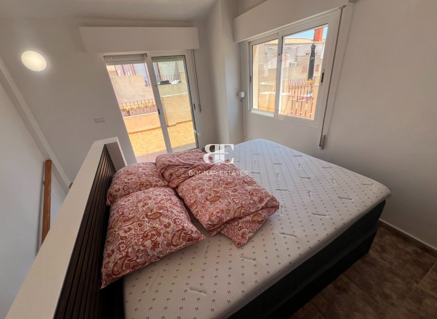 Herverkoop - Villa -
Orihuela Costa - La Zenia