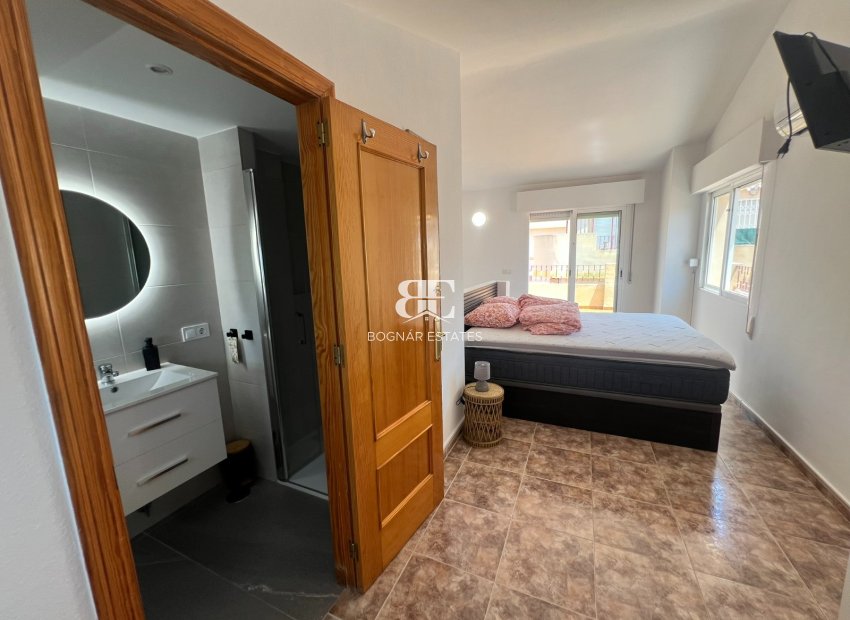 Herverkoop - Villa -
Orihuela Costa - La Zenia