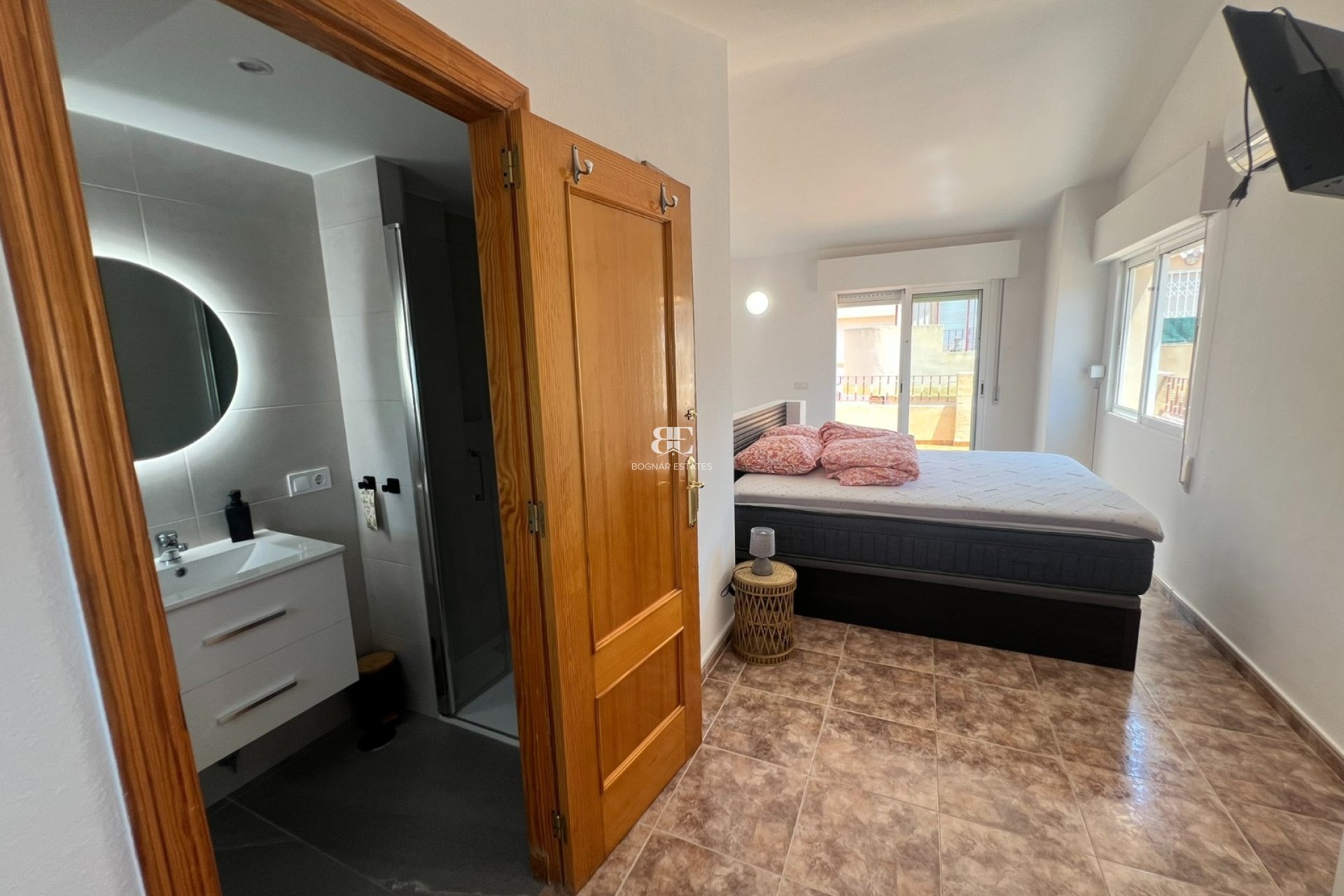 Herverkoop - Villa -
Orihuela Costa - La Zenia