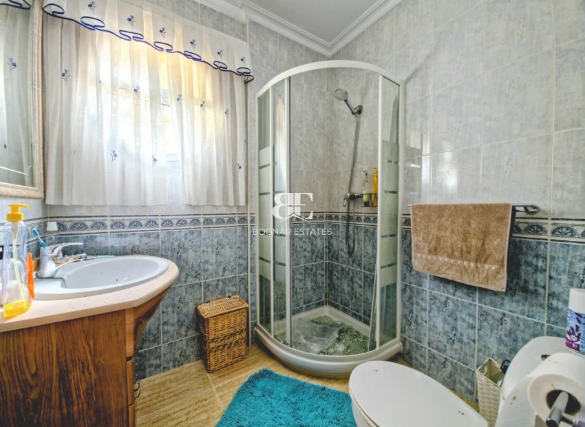 Herverkoop - Villa -
Orihuela Costa - Las Filipinas