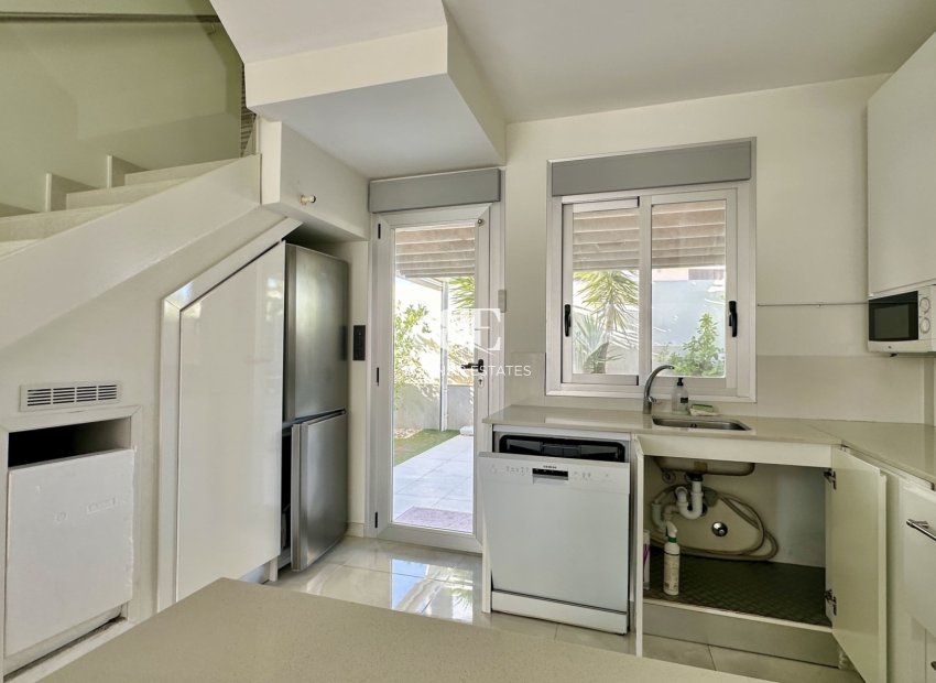 Herverkoop - Villa -
Orihuela Costa - Lomas De Cabo Roig