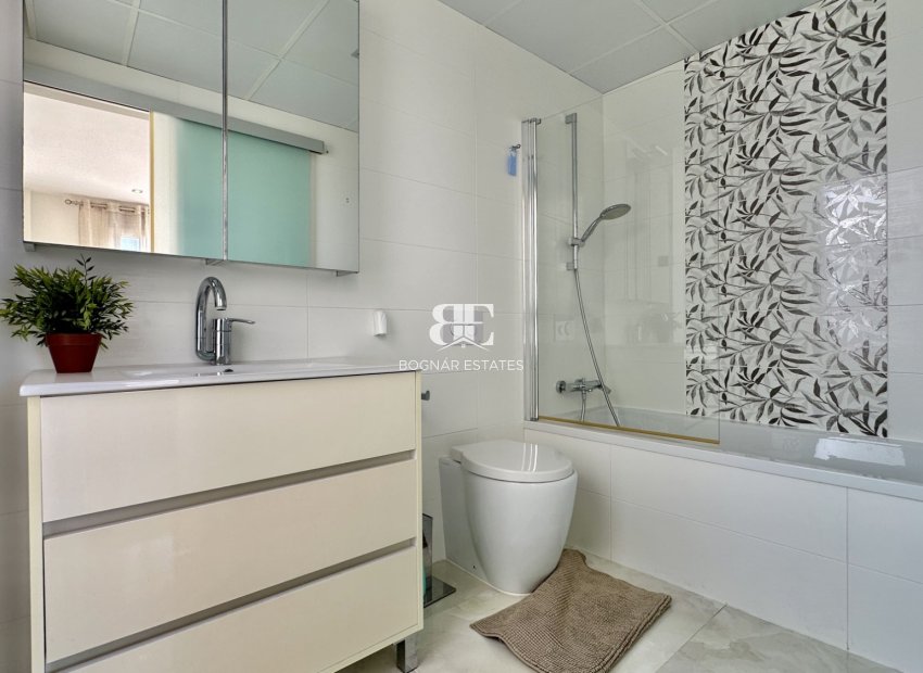 Herverkoop - Villa -
Orihuela Costa - Lomas De Cabo Roig