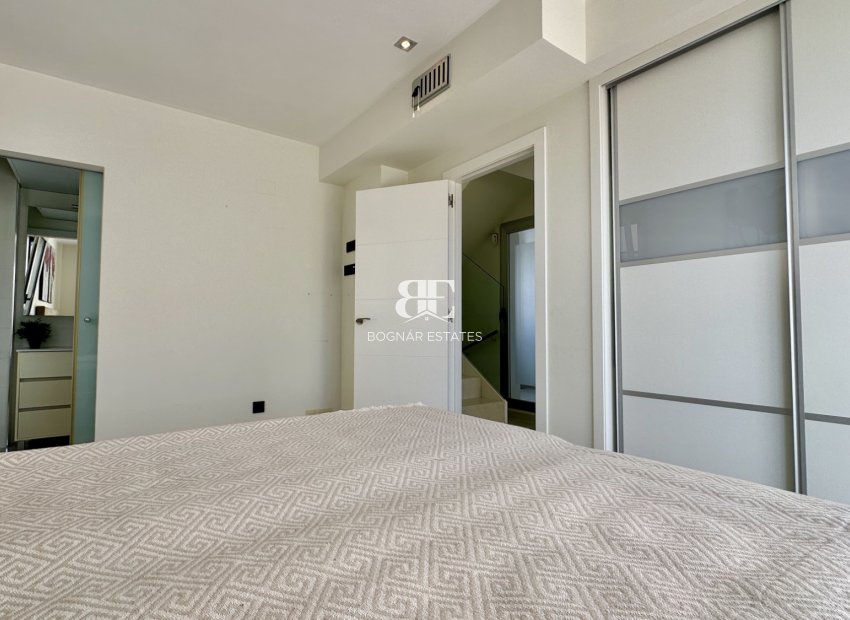 Herverkoop - Villa -
Orihuela Costa - Lomas De Cabo Roig