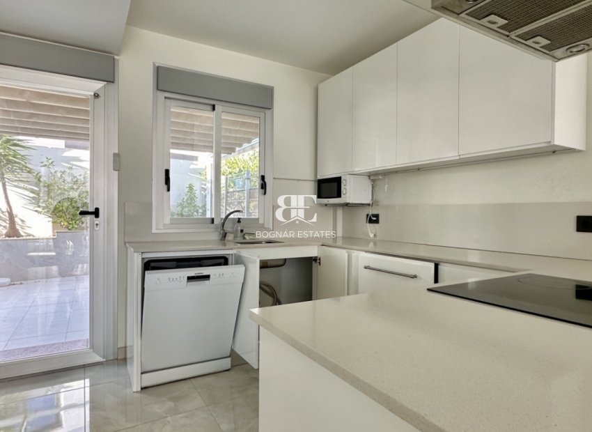 Herverkoop - Villa -
Orihuela Costa - Lomas De Cabo Roig