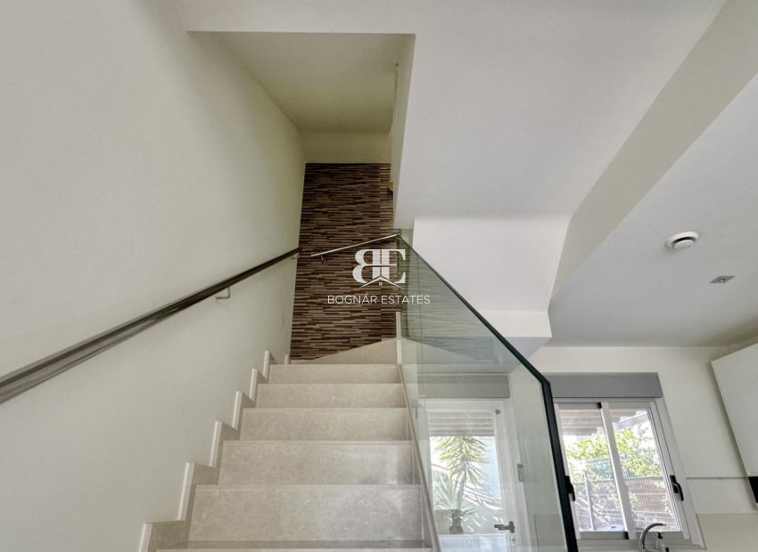 Herverkoop - Villa -
Orihuela Costa - Lomas De Cabo Roig