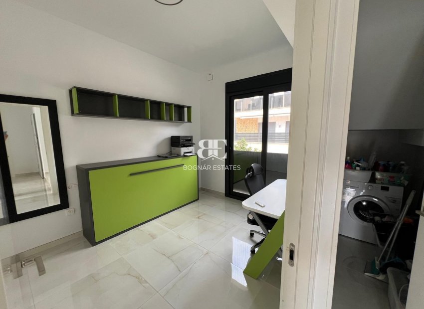 Herverkoop - Villa -
Orihuela Costa - Lomas De Cabo Roig