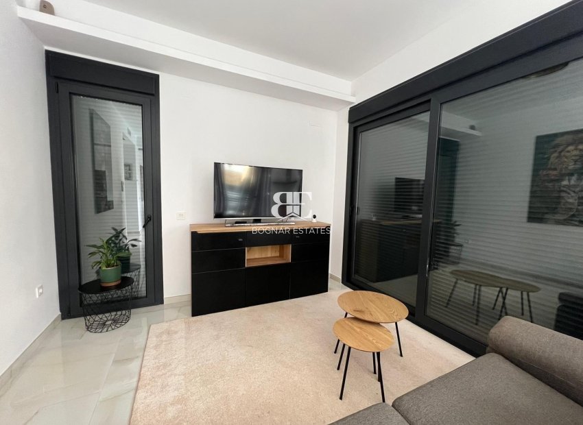 Herverkoop - Villa -
Orihuela Costa - Lomas De Cabo Roig
