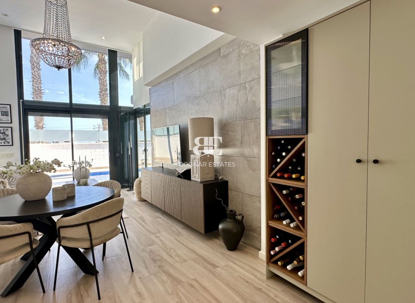 Herverkoop - Villa -
Orihuela Costa - Lomas De Cabo Roig