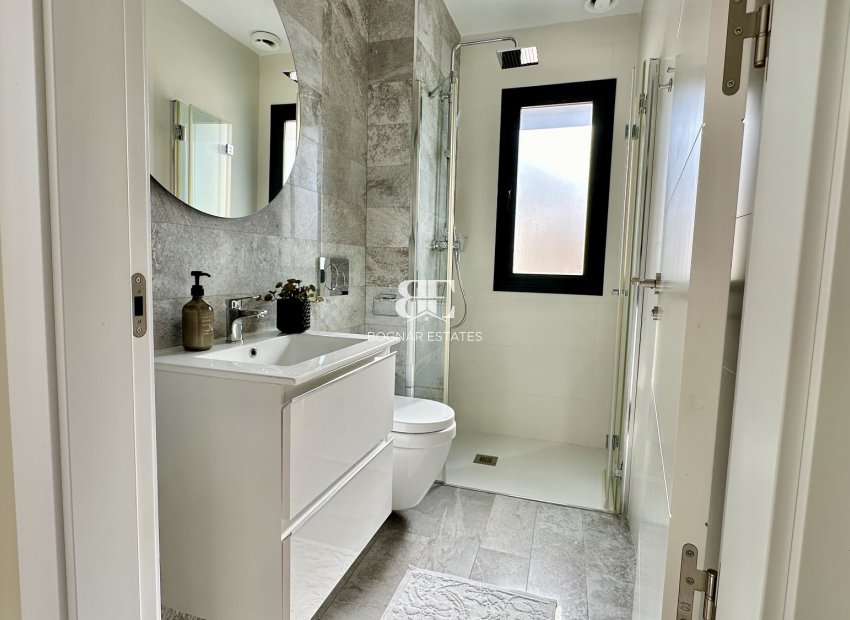 Herverkoop - Villa -
Orihuela Costa - Lomas De Cabo Roig