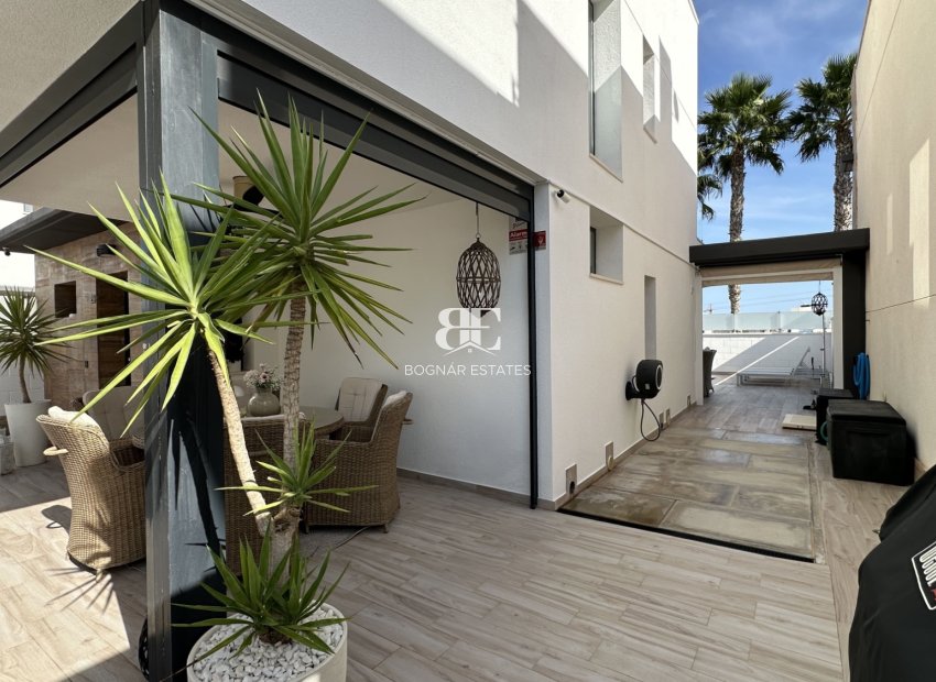 Herverkoop - Villa -
Orihuela Costa - Lomas De Cabo Roig