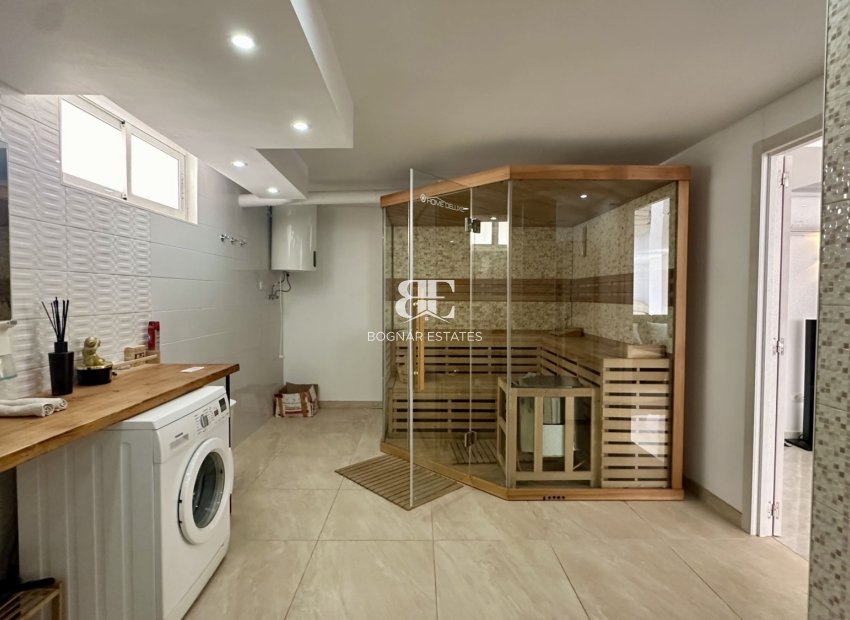 Herverkoop - Villa -
Orihuela Costa - Los Altos