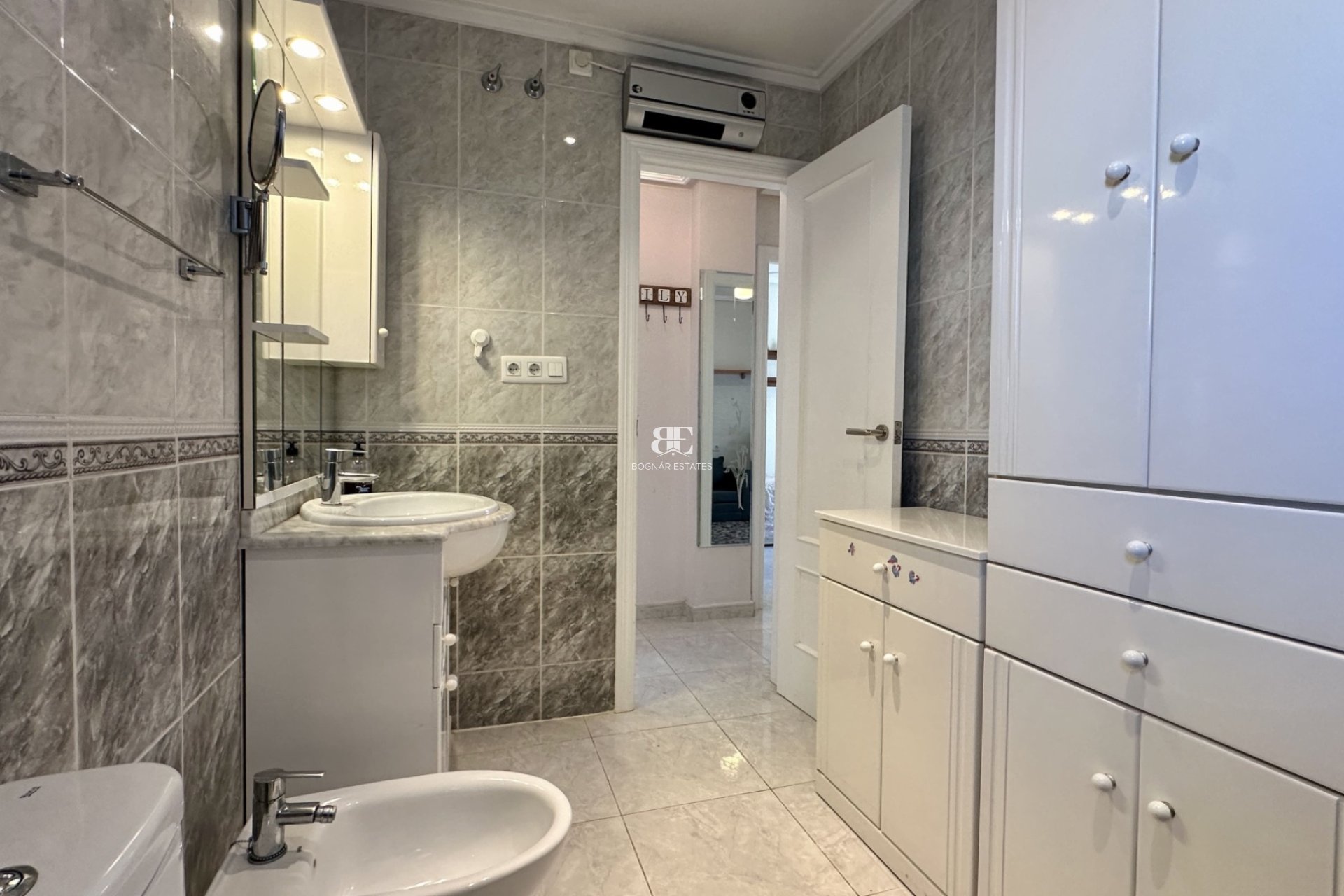 Herverkoop - Villa -
Orihuela Costa - Los Altos