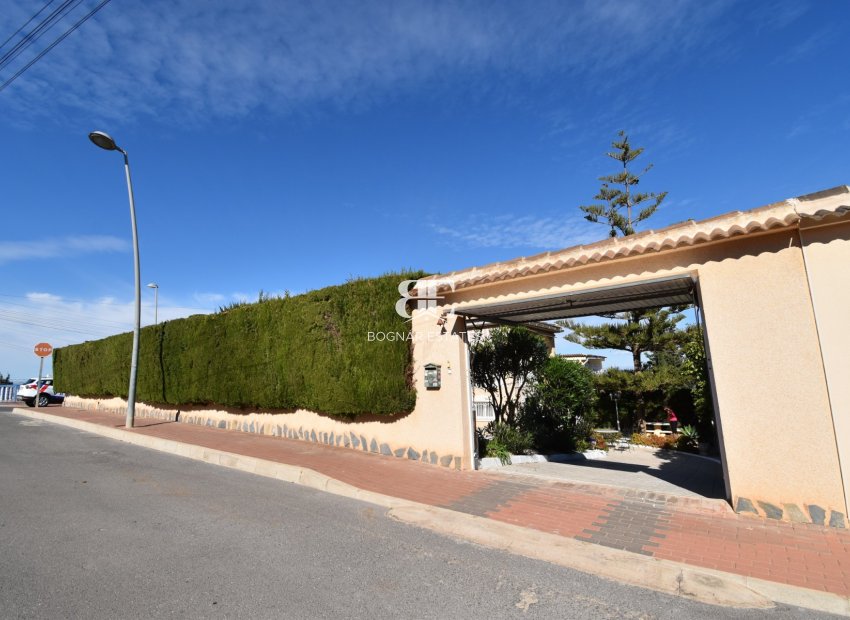 Herverkoop - Villa -
Orihuela Costa - Los Balcones